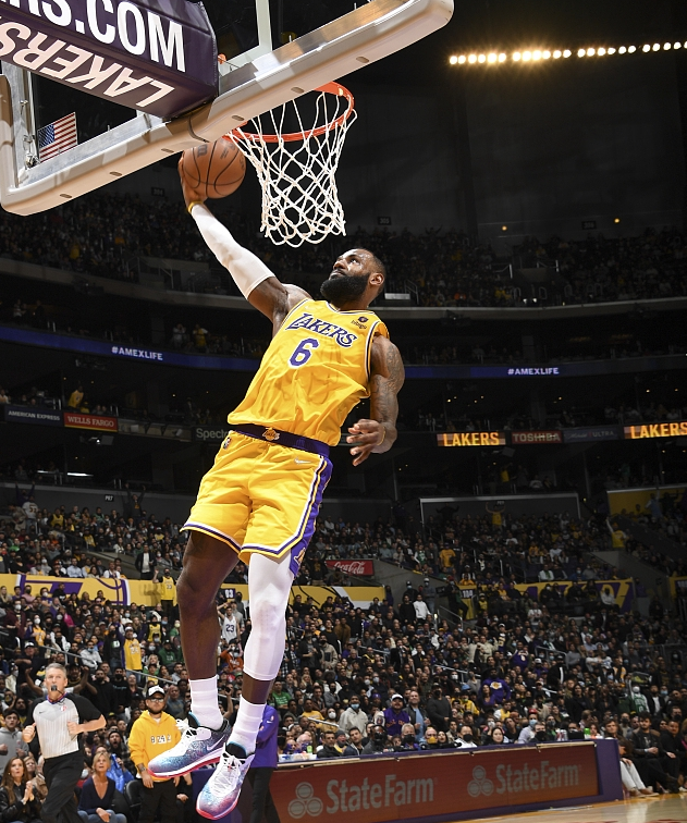 关于里程碑夜圣安东尼奥马刺主帅复盘，意大利杯今夜刷纪录，信心回归，赛程密集仍需轮换的信息