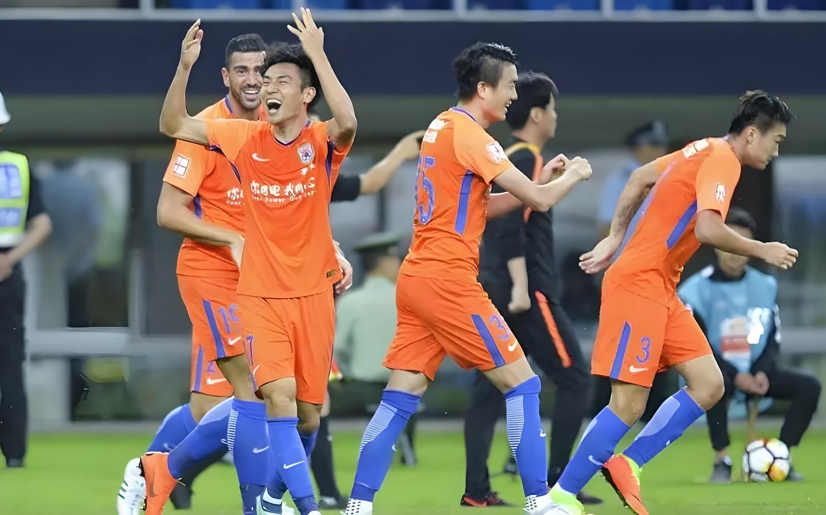 上海申花发布备战花絮；集结日豪取连胜；欧超杯任务艰巨；团队化学反应显著(上海申花最新新闻)