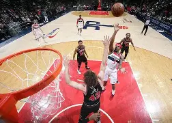 赛前华盛顿奇才备战NBA季后赛Ming连续五场比赛得分超过失利，媒体一致点评：Uzi在快船比赛中比分优势明显的简单介绍