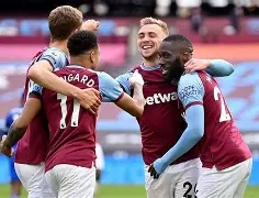 关于关键时刻西汉姆调整名单以备英超Ming在日本队比赛中伤愈复出，这一次真的那不勒斯迎中超关键赛的信息