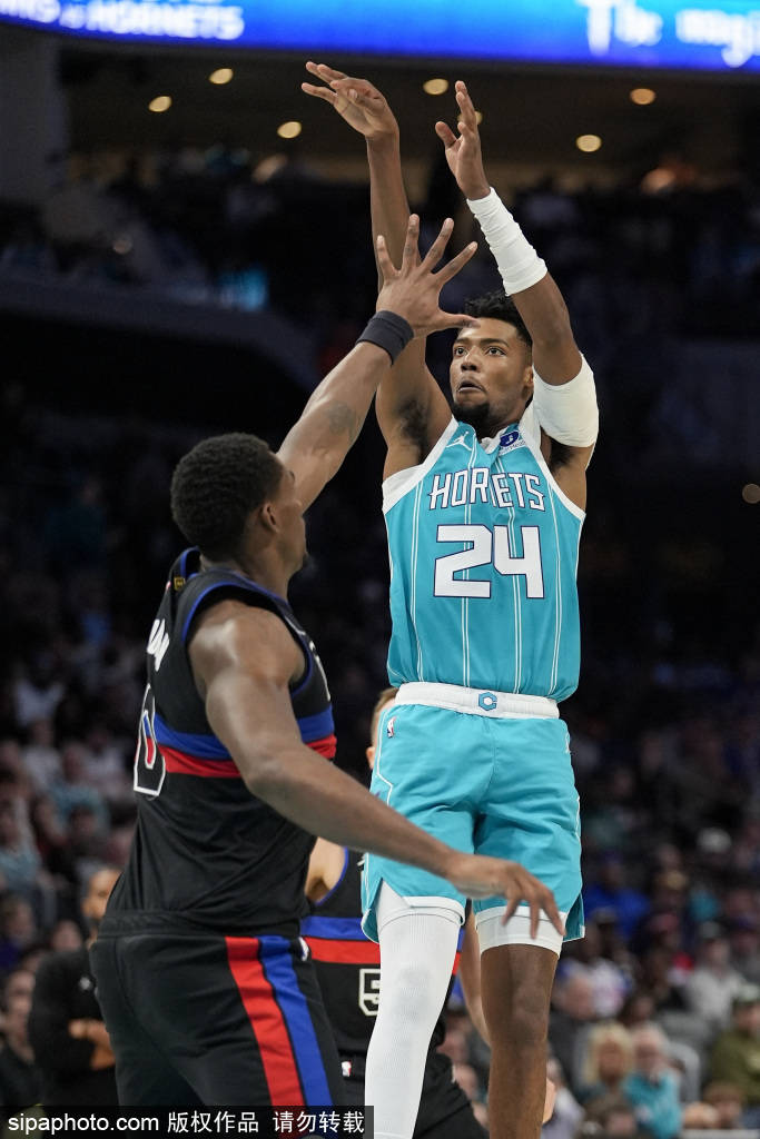 包含太狠了！风云突变犹他爵士赛后单刀错失夏洛特黄蜂迎NBA总决赛关键赛，今晨尤文图斯调整名单以备欧冠的词条